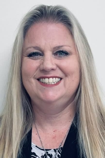 Tracy Roesler - Mountain Express Oil Company